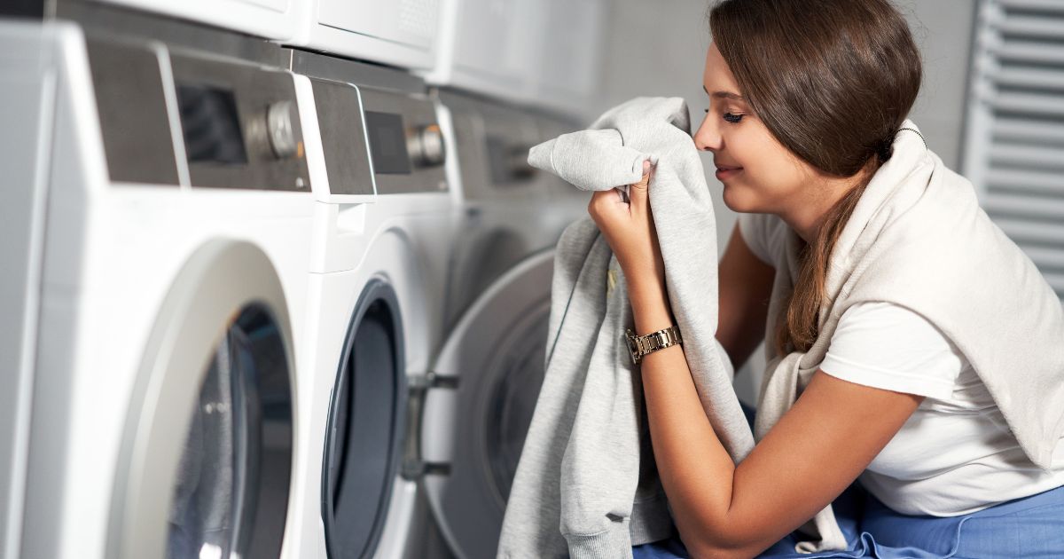 jak-odstranit-zapach-z-hokejove-vystroje (3)